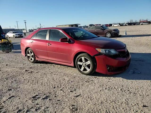 2013 Toyota Camry - Image 10