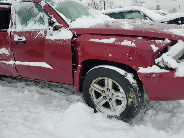 2007 Dodge Dakota - Image 10