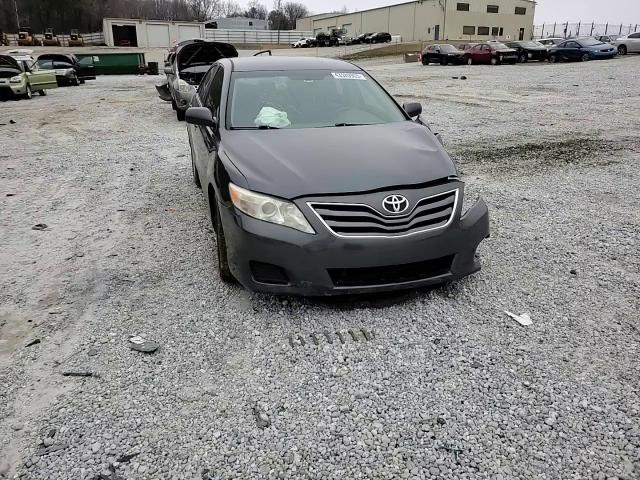 2010 Toyota Camry - Image 10