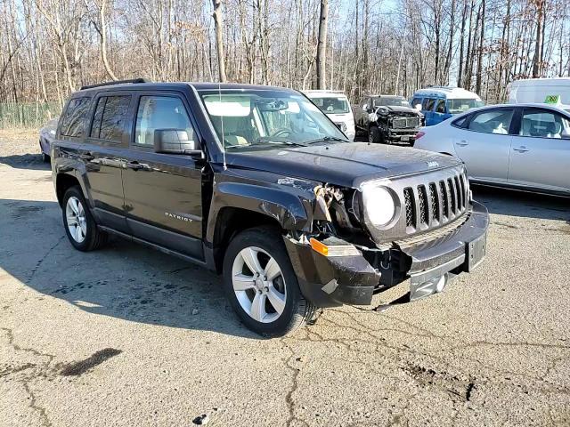2014 Jeep Liberty (Patriot) - Image 12