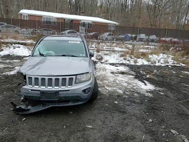 2014 Jeep Compass - Image 12