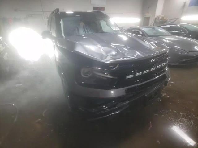 2022 Ford Bronco - Image 13