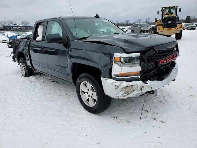 2018 Chevrolet Silverado - Image 13