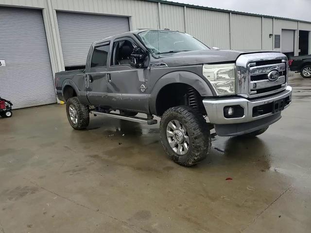 2011 Ford F250 - Image 10