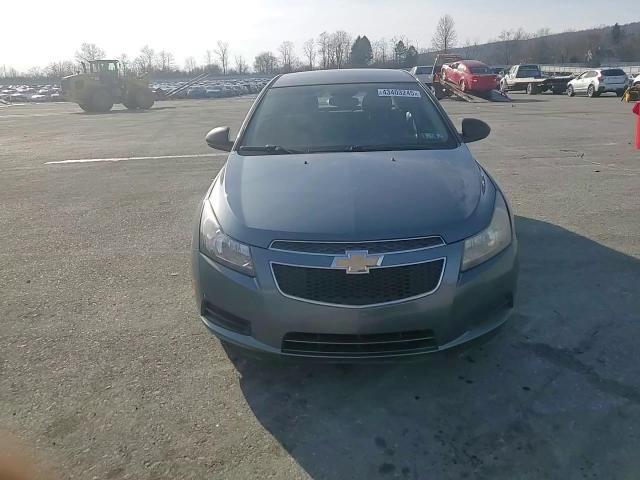 2012 Chevrolet Malibu - Image 11