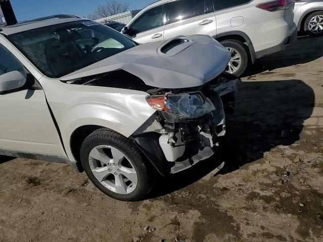 2013 Subaru Forester - Image 12