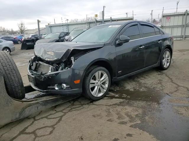 2014 Chevrolet Cruze - Image 13