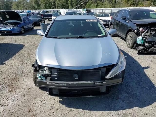 2012 Hyundai Sonata - Image 11