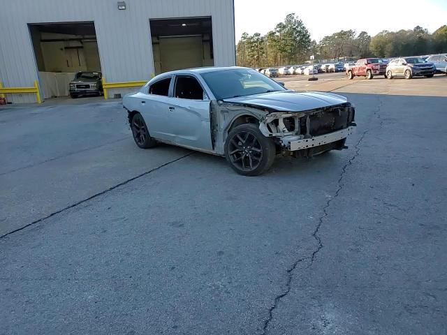 2021 Dodge Charger - Image 11
