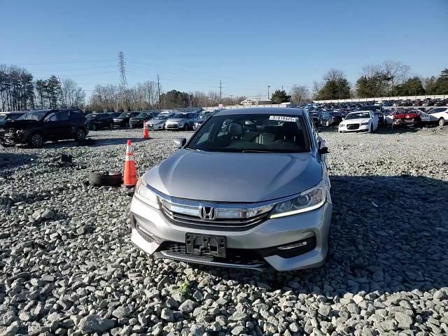 2017 Honda Accord - Image 11
