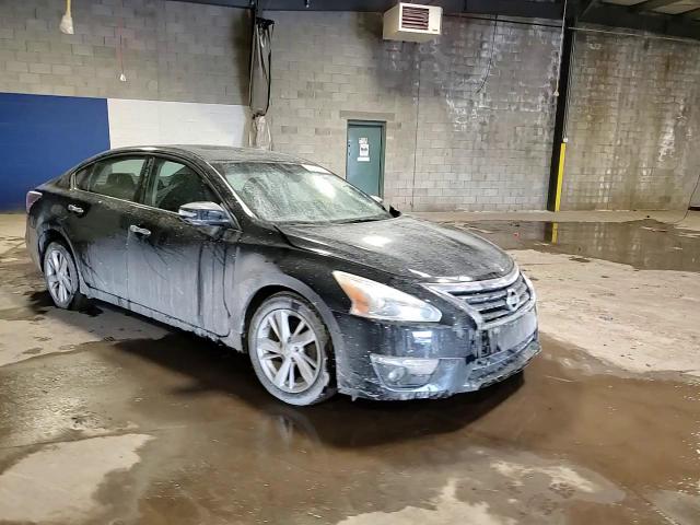 2014 Nissan Altima - Image 13
