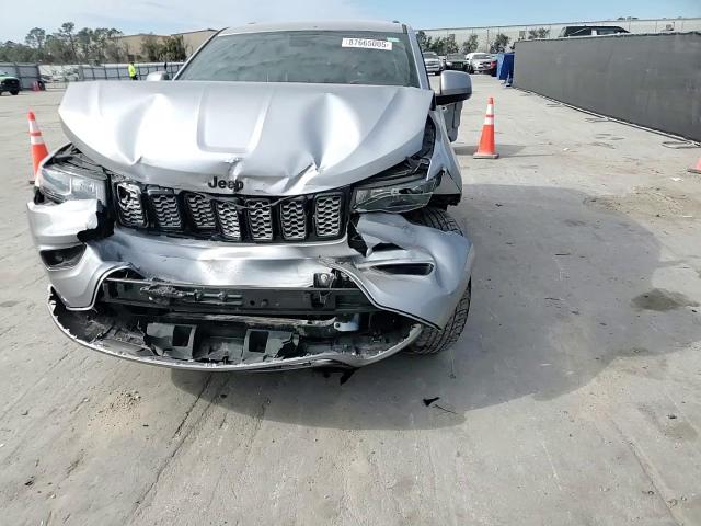 2018 Jeep Grand Cherokee - Image 15