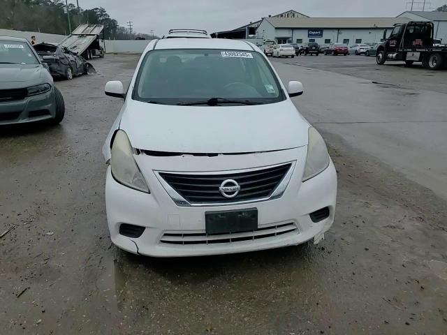 2012 Nissan Versa - Image 10