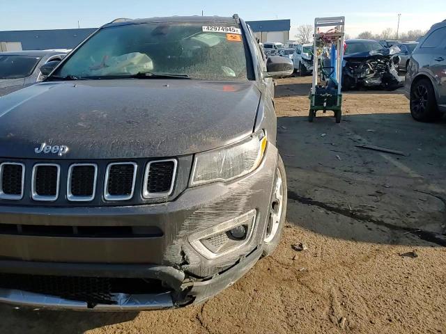 2018 Jeep Compass - Image 10
