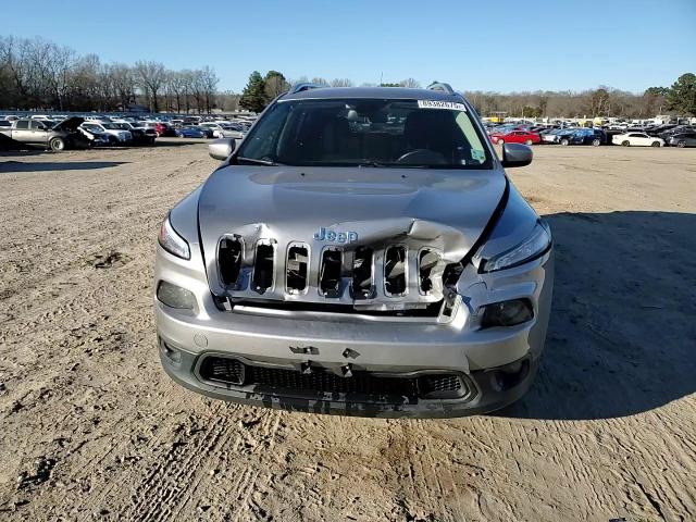 2016 Jeep Grand Cherokee - Image 11