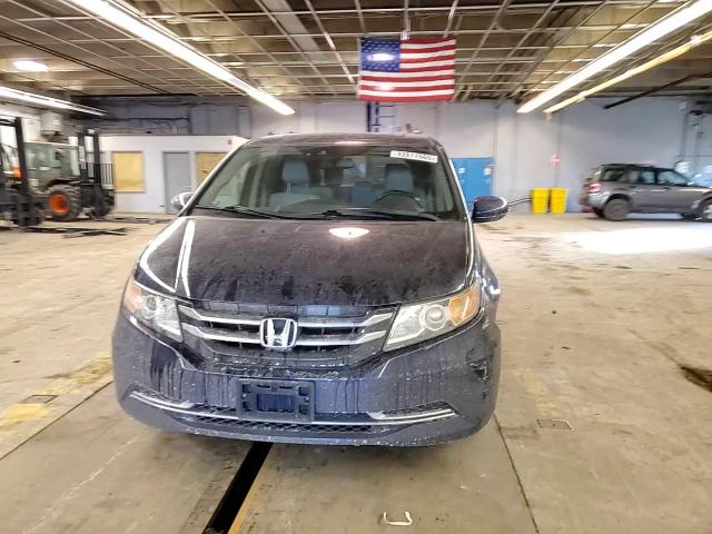 2017 Honda Odyssey - Image 12