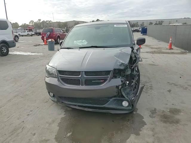 2019 Dodge Caravan - Image 14