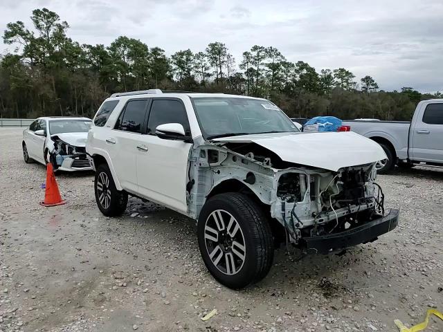 2018 Toyota 4Runner Sr5 VIN: JTEZU5JR0J5167917 Lot: 84085294