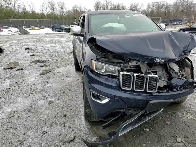 2018 Jeep Grand Cherokee - Image 11