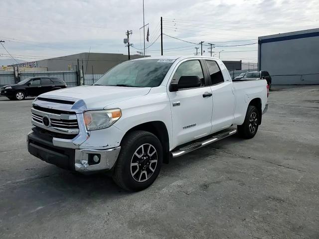 2016 Toyota Tundra - Image 10