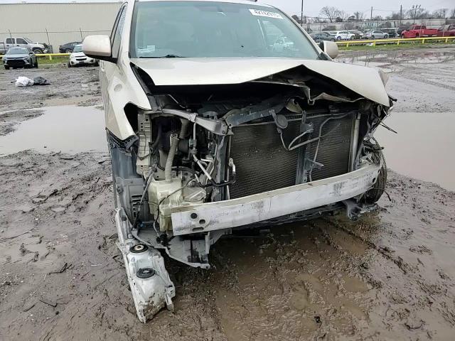 2013 Toyota Highlander - Image 11