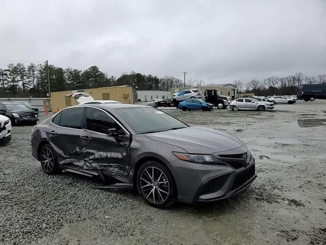2023 Toyota Camry - Image 13