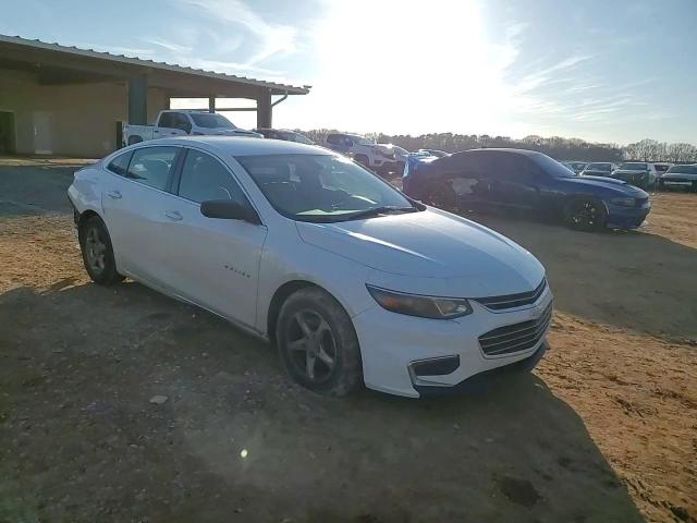 2017 Chevrolet Malibu - Image 11