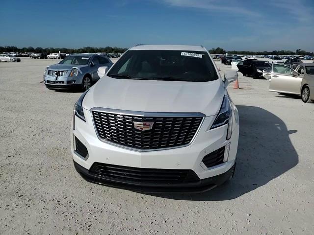 2022 Cadillac XT5 - Image 12