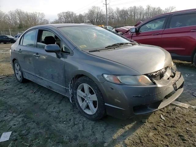 2011 Honda Civic - Image 11