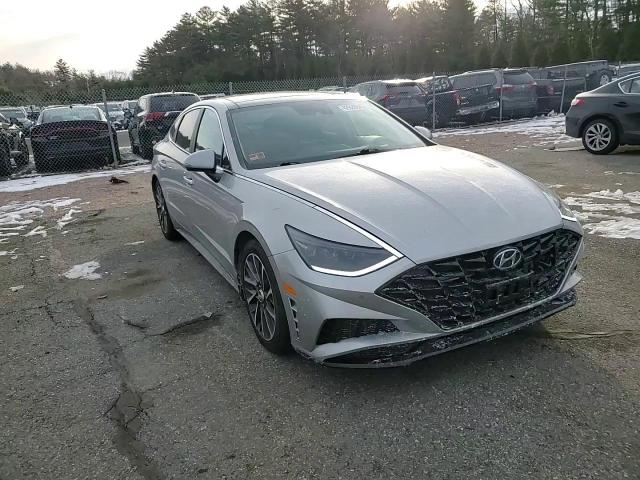 2021 Hyundai Sonata - Image 11