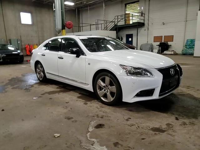 2015 Lexus LS - Image 10