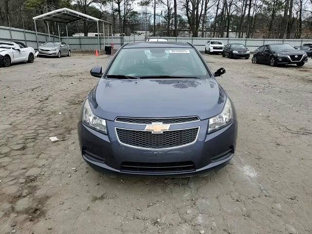 2013 Chevrolet Cruze - Image 13