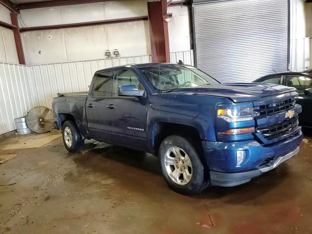 2016 Chevrolet Silverado - Image 14