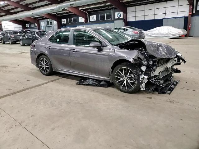 2024 Toyota Camry - Image 11
