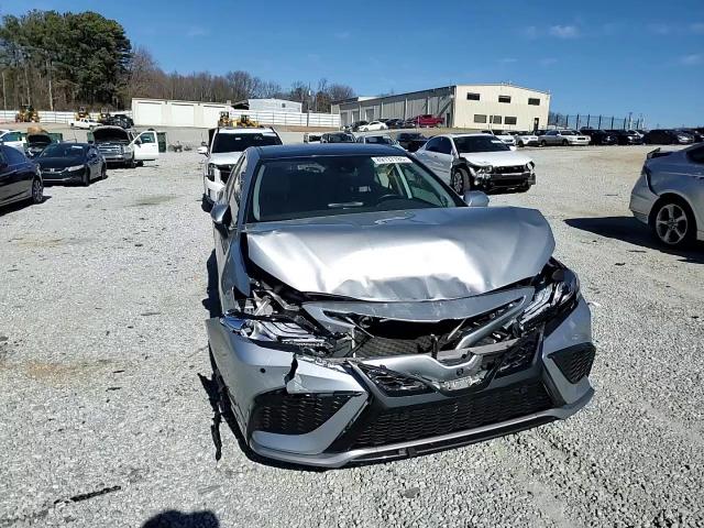 2021 Toyota Camry - Image 11