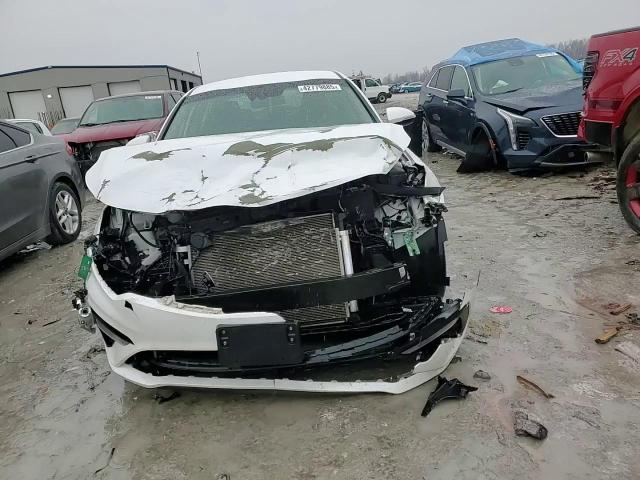 2019 Kia Optima - Image 11