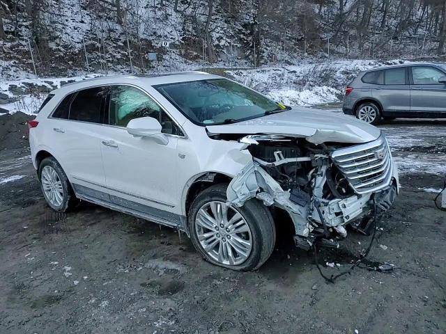 2018 Cadillac XT5 - Image 11