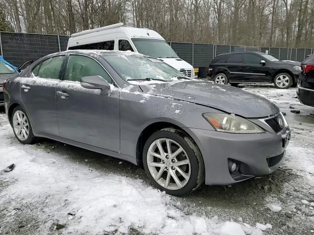 2012 Lexus IS - Image 11