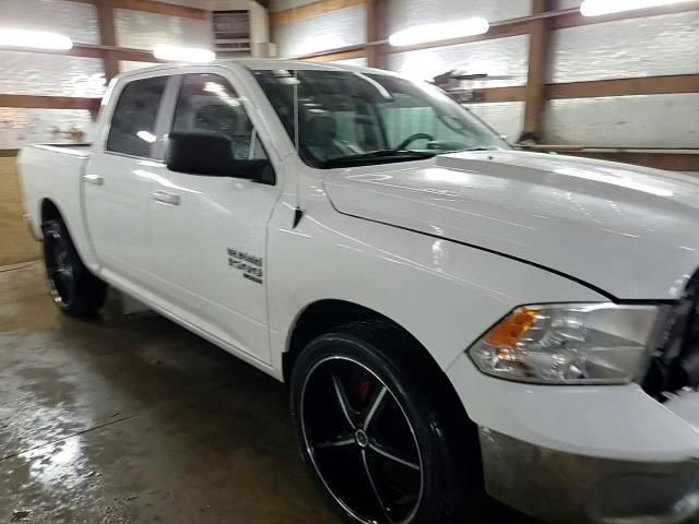 2021 RAM 1500 - Image 13