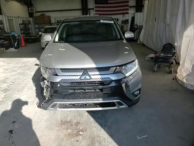 2019 Mitsubishi Outlander - Image 11