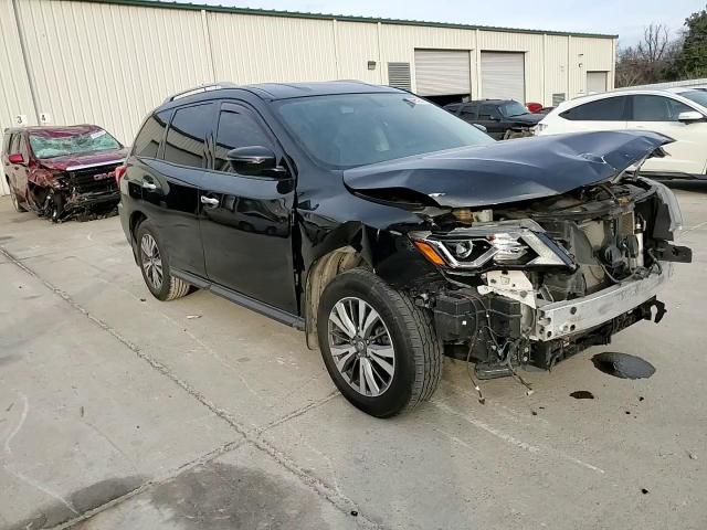 2018 Nissan Pathfinder - Image 11