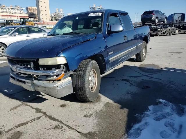 2001 Chevrolet Silverado - Image 10