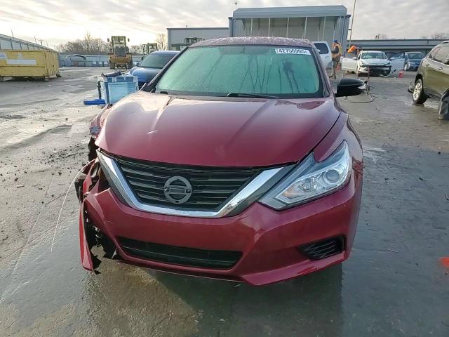 2017 Nissan Altima - Image 13