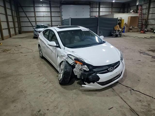 2013 Hyundai Elantra - Image 11