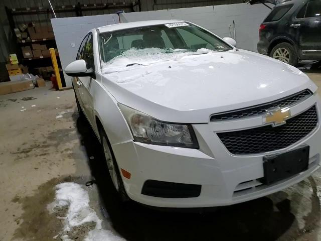 2013 Chevrolet Cruze - Image 10