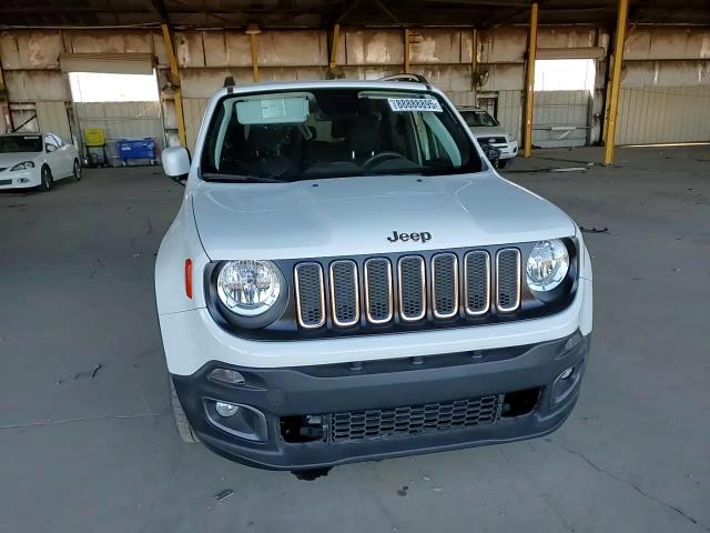 2018 Jeep Renegade - Image 10