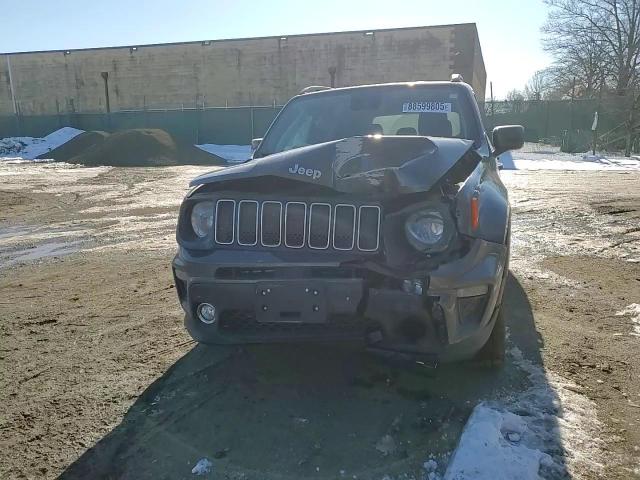 2019 Jeep Renegade - Image 11