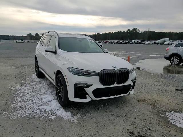 2021 BMW X7 - Image 10