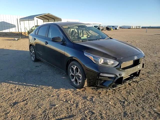 2021 Kia Forte - Image 11