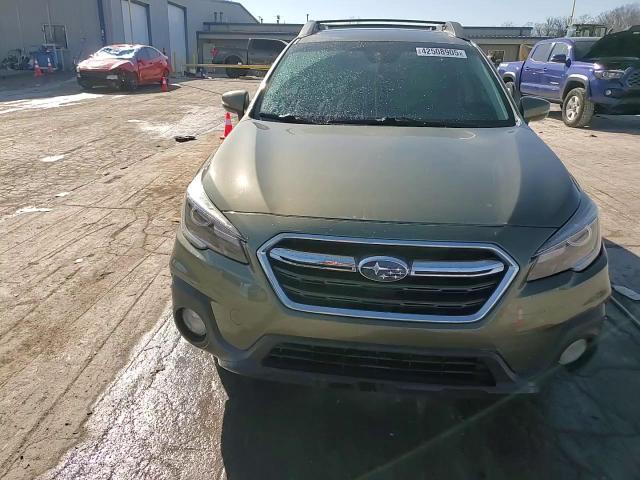 2018 Subaru Outback - Image 15